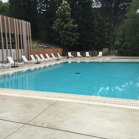 Eau Thermale L'hotel Avene