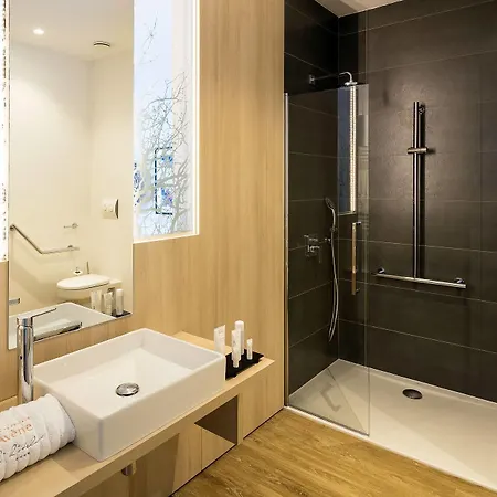Eau Thermale L'hotel 4* 아벤느