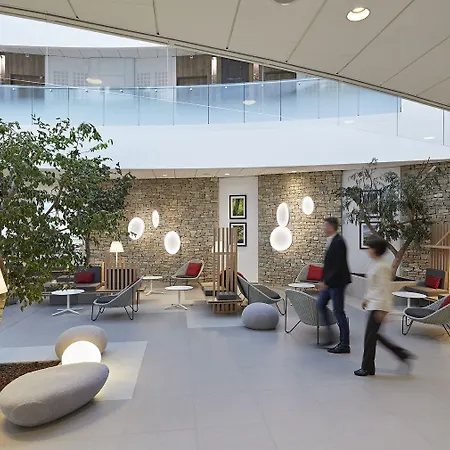 Eau Thermale L'hotel 4*