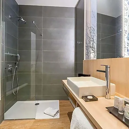 Eau Thermale L'hôtel Hotel Avene