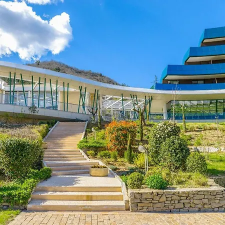 Hotel Eau Thermale L'hotel 4*