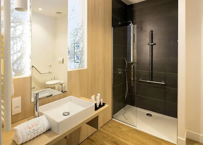 Eau Thermale L'hôtel 4* Avene