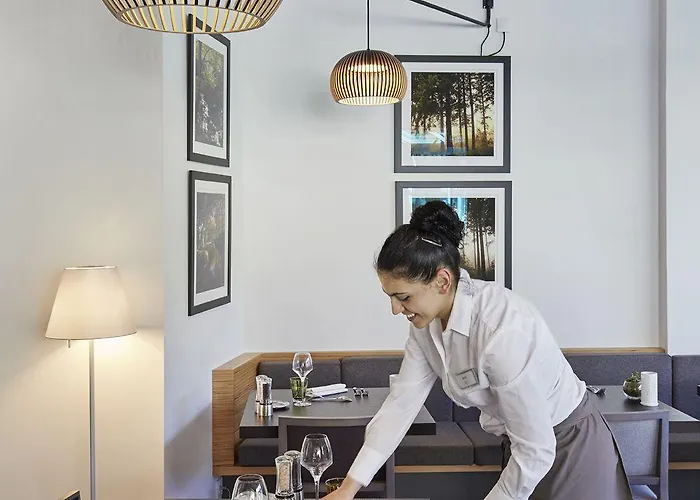 Eau Thermale L'hôtel Hotel 4*